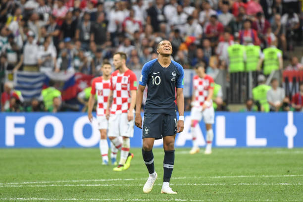 更是一份深 更是一份深